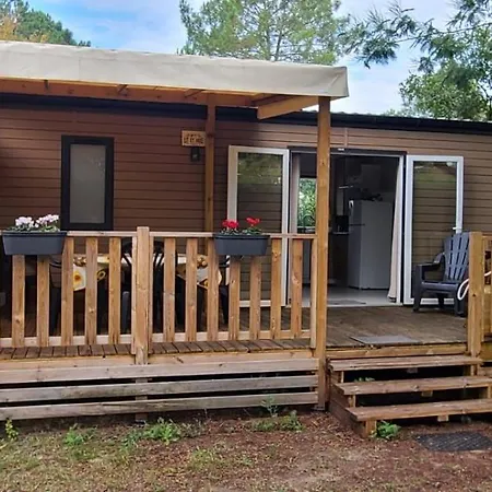 مكان تخييم Mobilhome 6 Personnes Climatisation, Tv, Lave-vaisselle, 2 Salle De Bain, 3 Au Les Vignes A Dans Les Landes Avec Piscine,