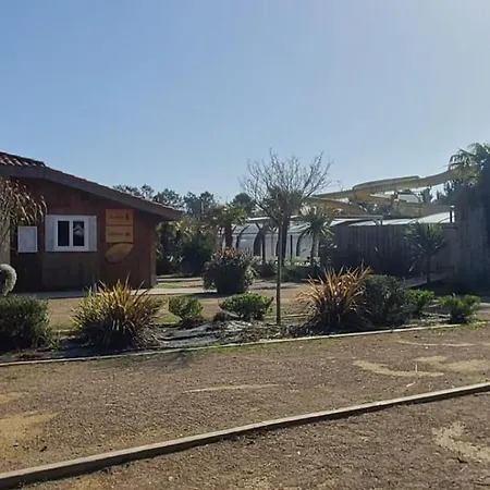 Mobilhome 6 Personnes Climatisation, Tv, Lave-vaisselle, 2 Salle De Bain, 3 Au Les Vignes A Dans Les Landes Avec Piscine, مكان تخييم *