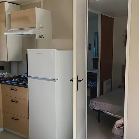 Campsite Mobilhome 6 Personnes Climatisation, Tv, Lave-vaisselle, 2 Salle De Bain, 3 Au Les Vignes A Dans Les Landes Avec Piscine, Lit-et-Mixe
