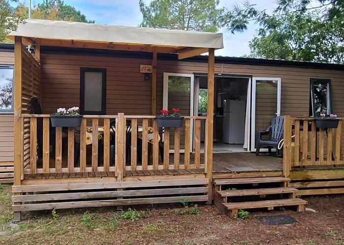 캠프장 Mobilhome 6 Personnes Climatisation, Tv, Lave-vaisselle, 2 Salle De Bain, 3 Au Les Vignes A Dans Les Landes Avec Piscine,